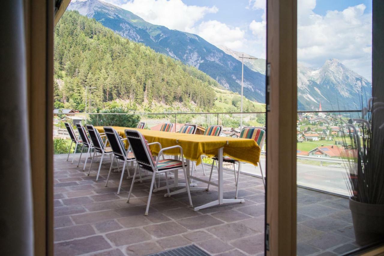 Pension Angelika Pettneu am Arlberg Exterior photo